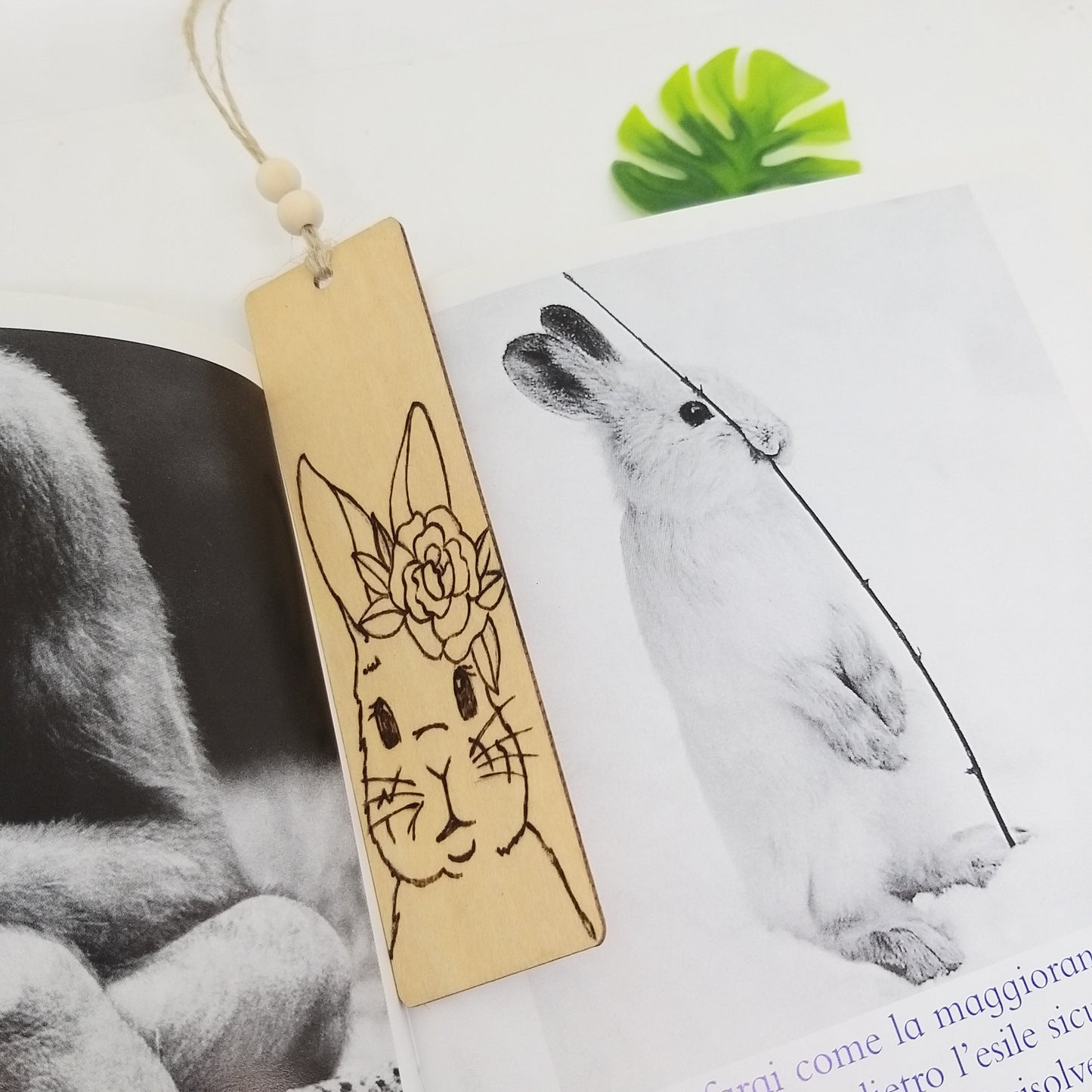 SEGNALIBRO "CONIGLIO CON FIORE”